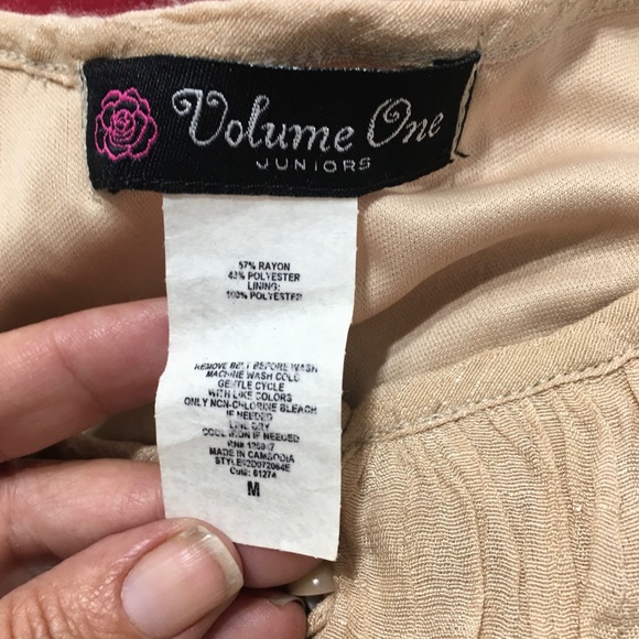 Volume One SZ M Ruffle Western Faux Leather Straps - Picture 2 of 5